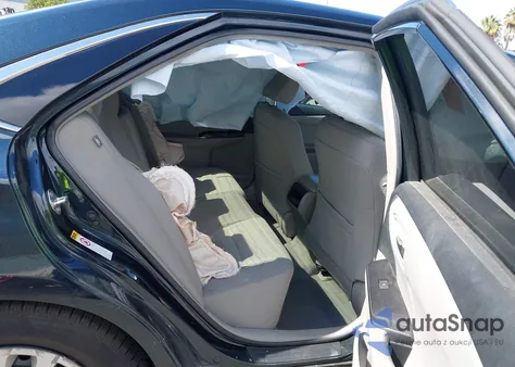 2016 Toyota Camry Le/Xle/Se/Xse from USA, damaged, VIN 4T4BF1FK7GR560723